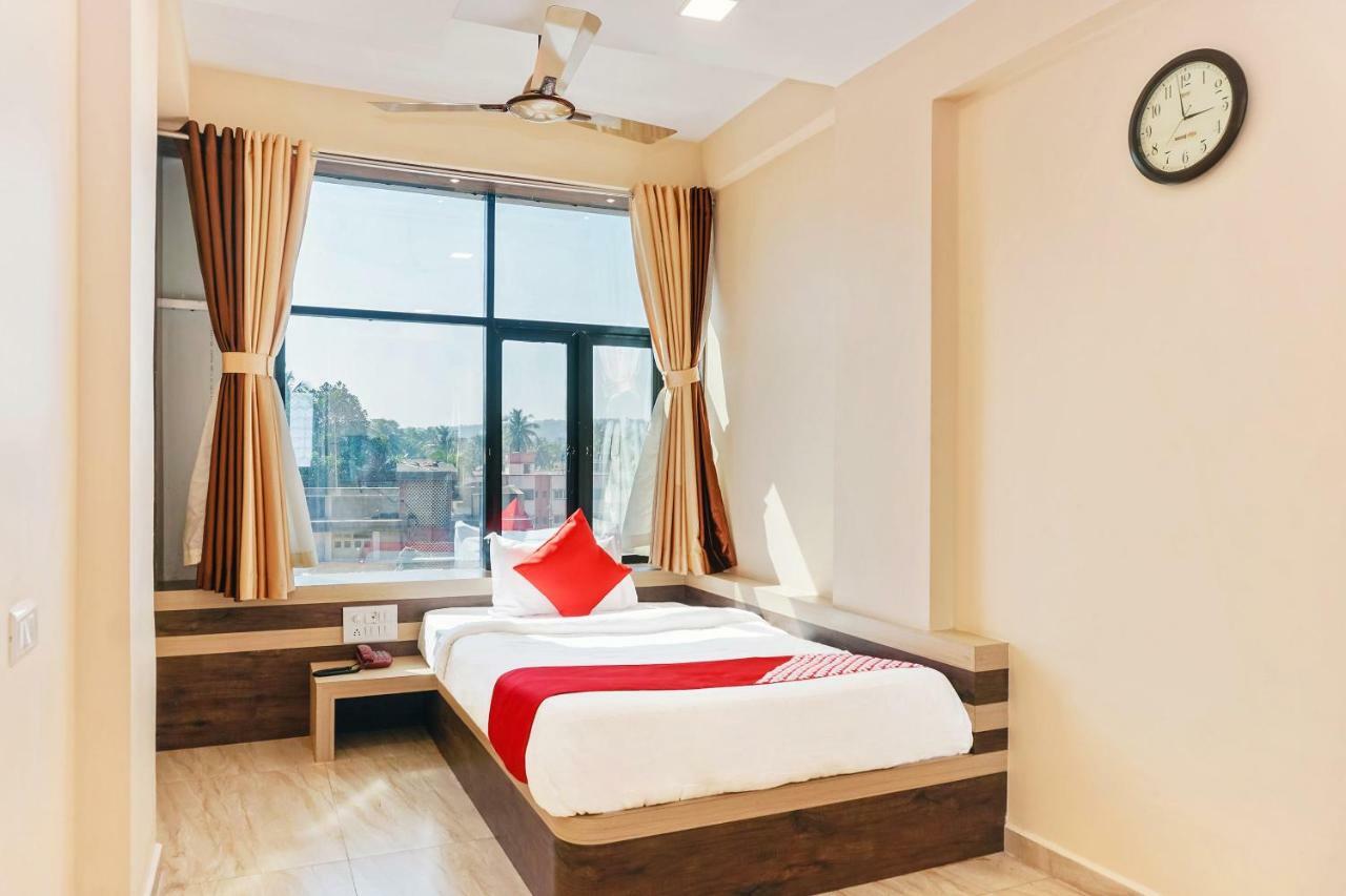 Oyo 29634 Hotel Navalai Pride Ratnāgiri Εξωτερικό φωτογραφία