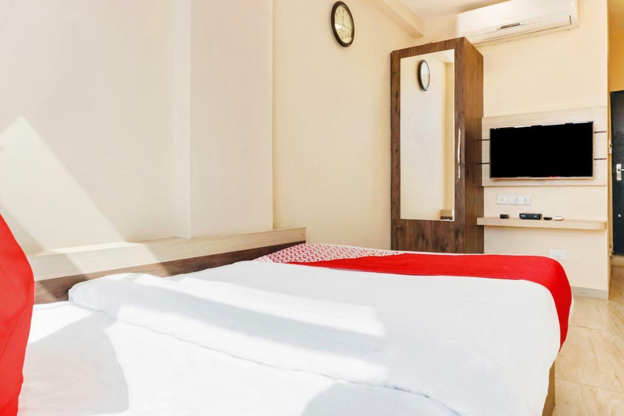 Oyo 29634 Hotel Navalai Pride Ratnāgiri Εξωτερικό φωτογραφία